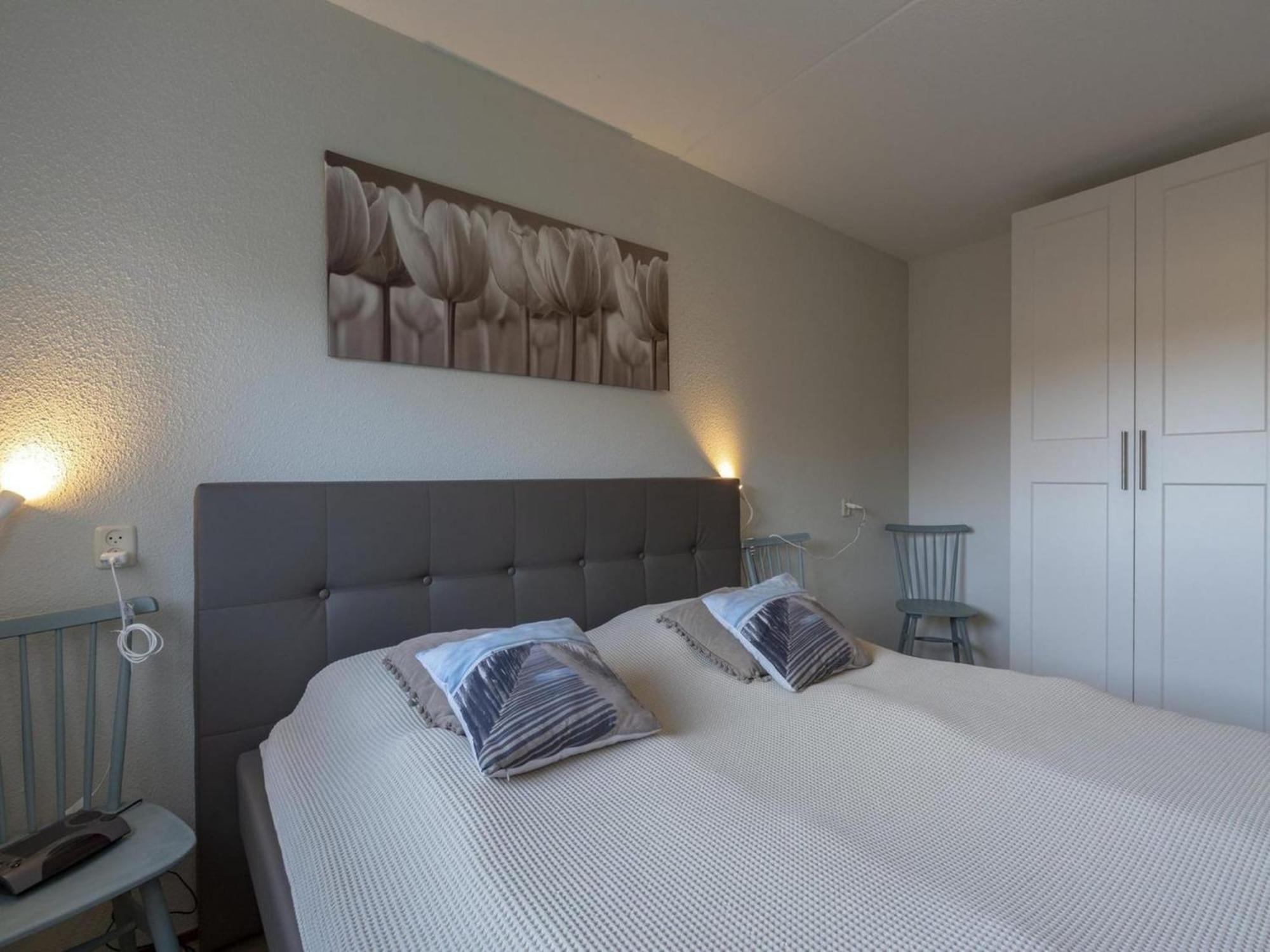 Stunning Apartment Near Sea By Belvilla Julianadorp Bagian luar foto
